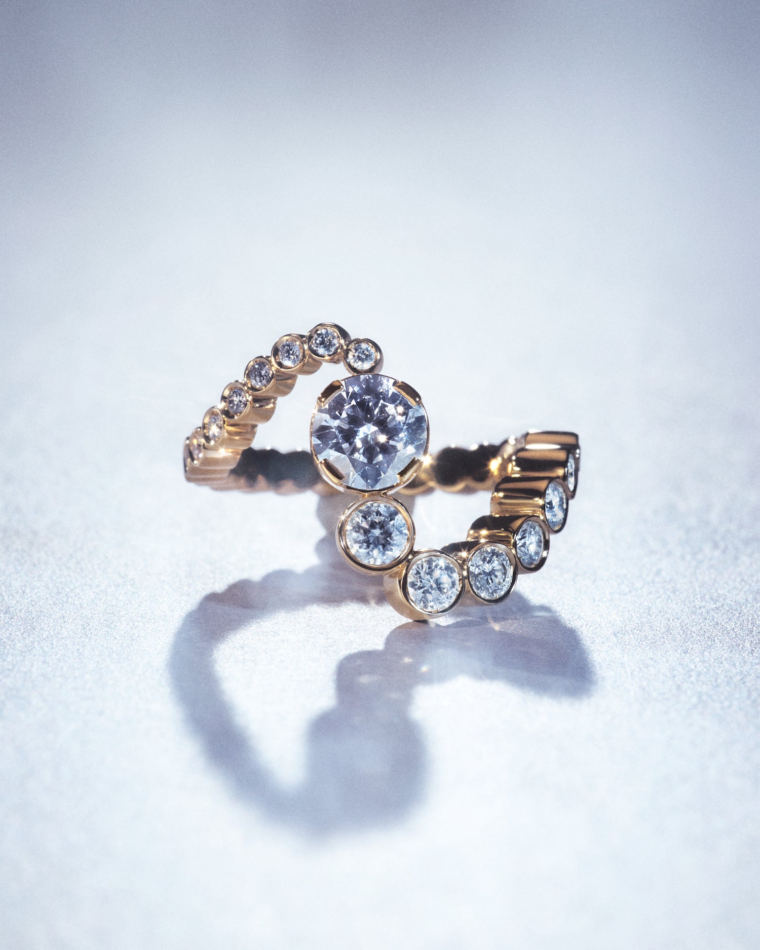Ensemble Ocean Royal diamond ring.